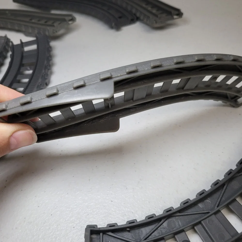 Thomas Train Tracks Raised Curve Lot 2018‎ TrackMaster Gray Plastic 7pc Set